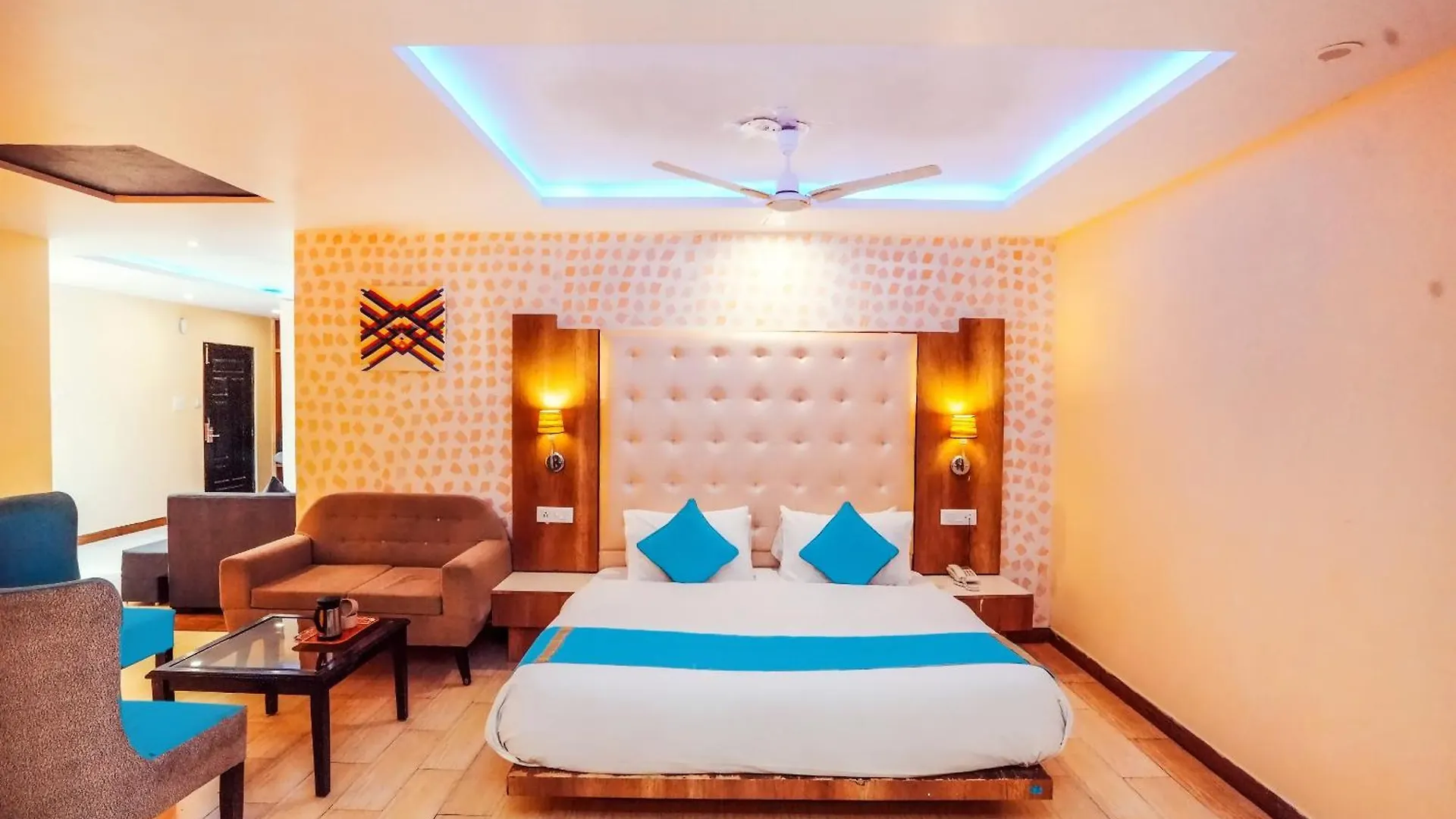 فندق Nature Valley View Resort Mashobra !! Luxury Choice !! Gaming Zone !! Open Terrace !! Big Parking شيملا
