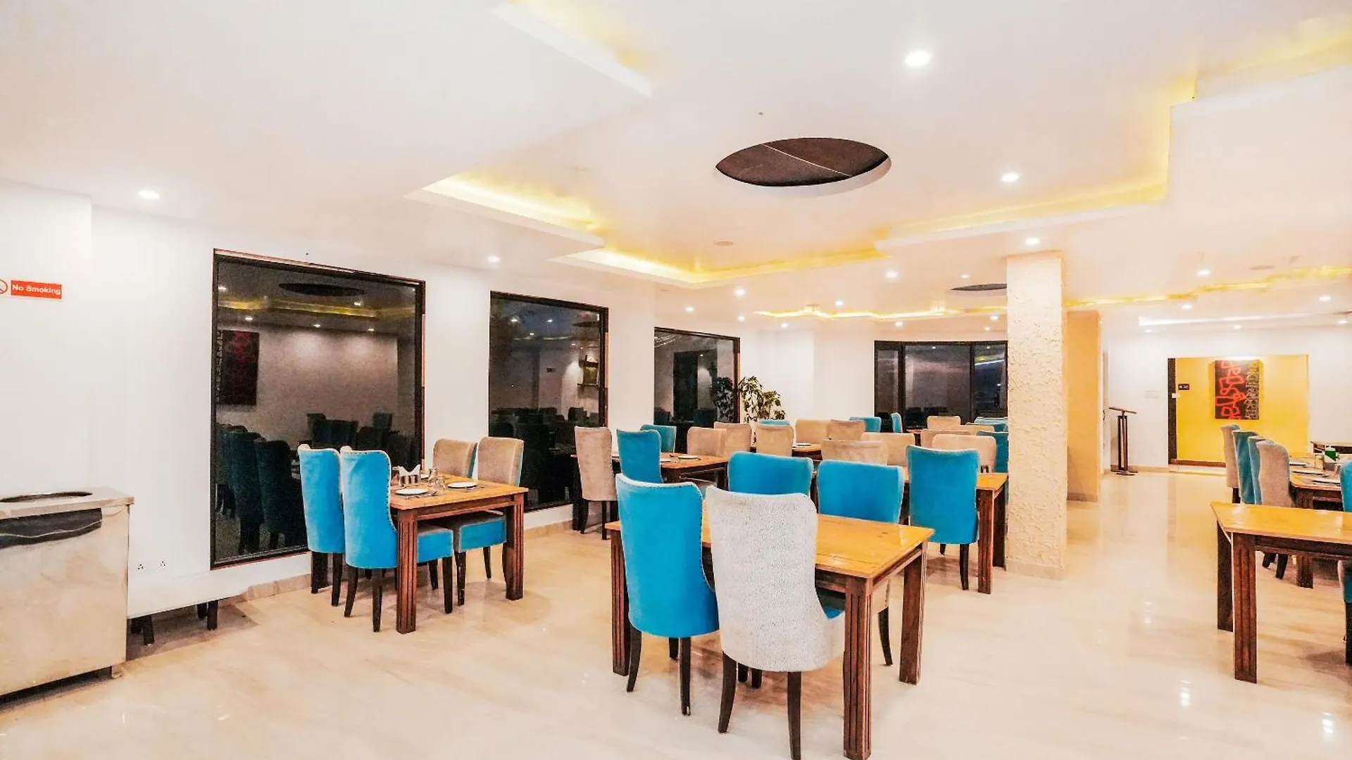 Nature Valley View Resort Mashobra !! Luxury Choice !! Gaming Zone !! Open Terrace !! Big Parking Shimla India